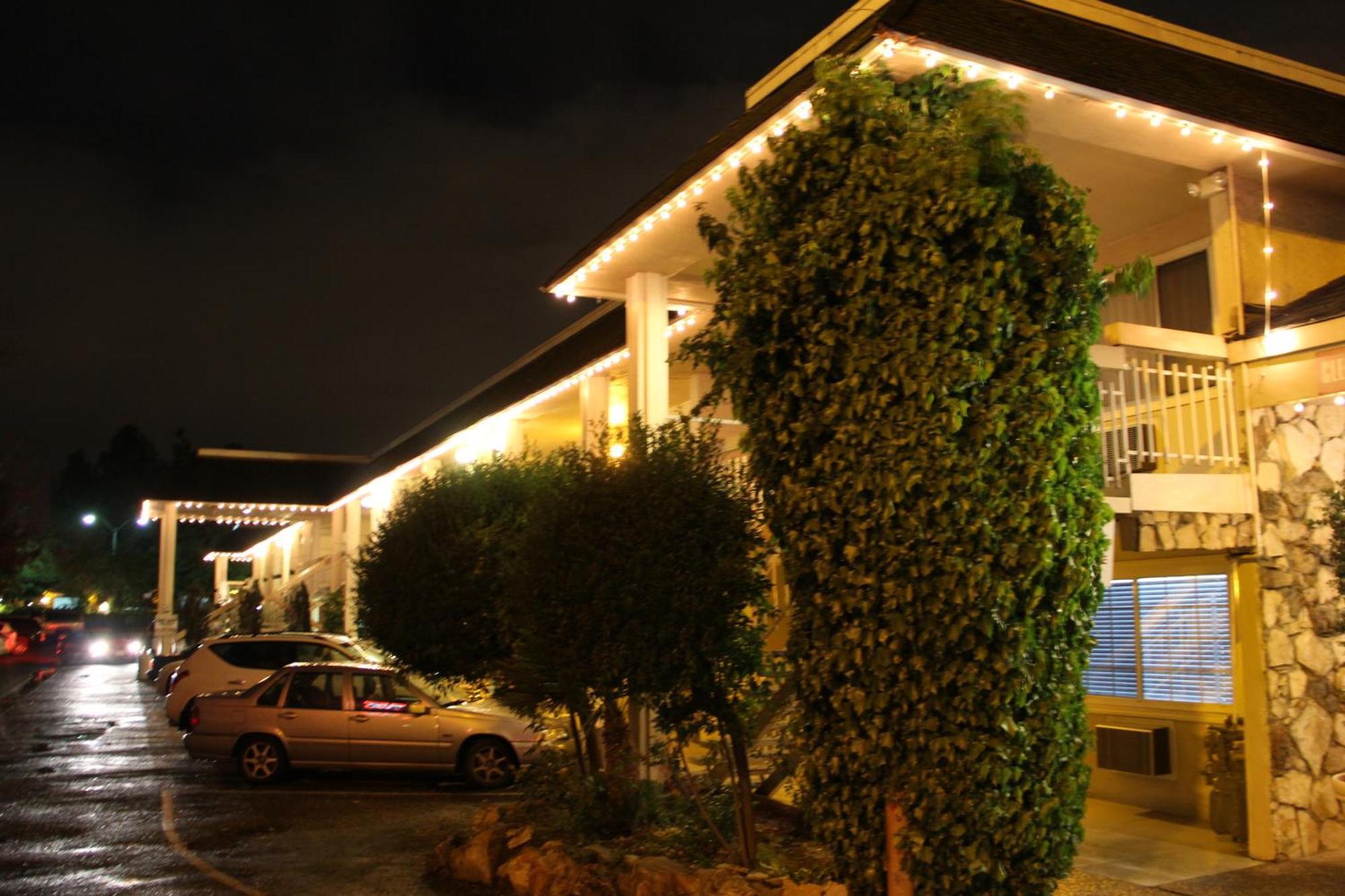 Caravelle Inn Extended Stay Сан-Хосе Экстерьер фото